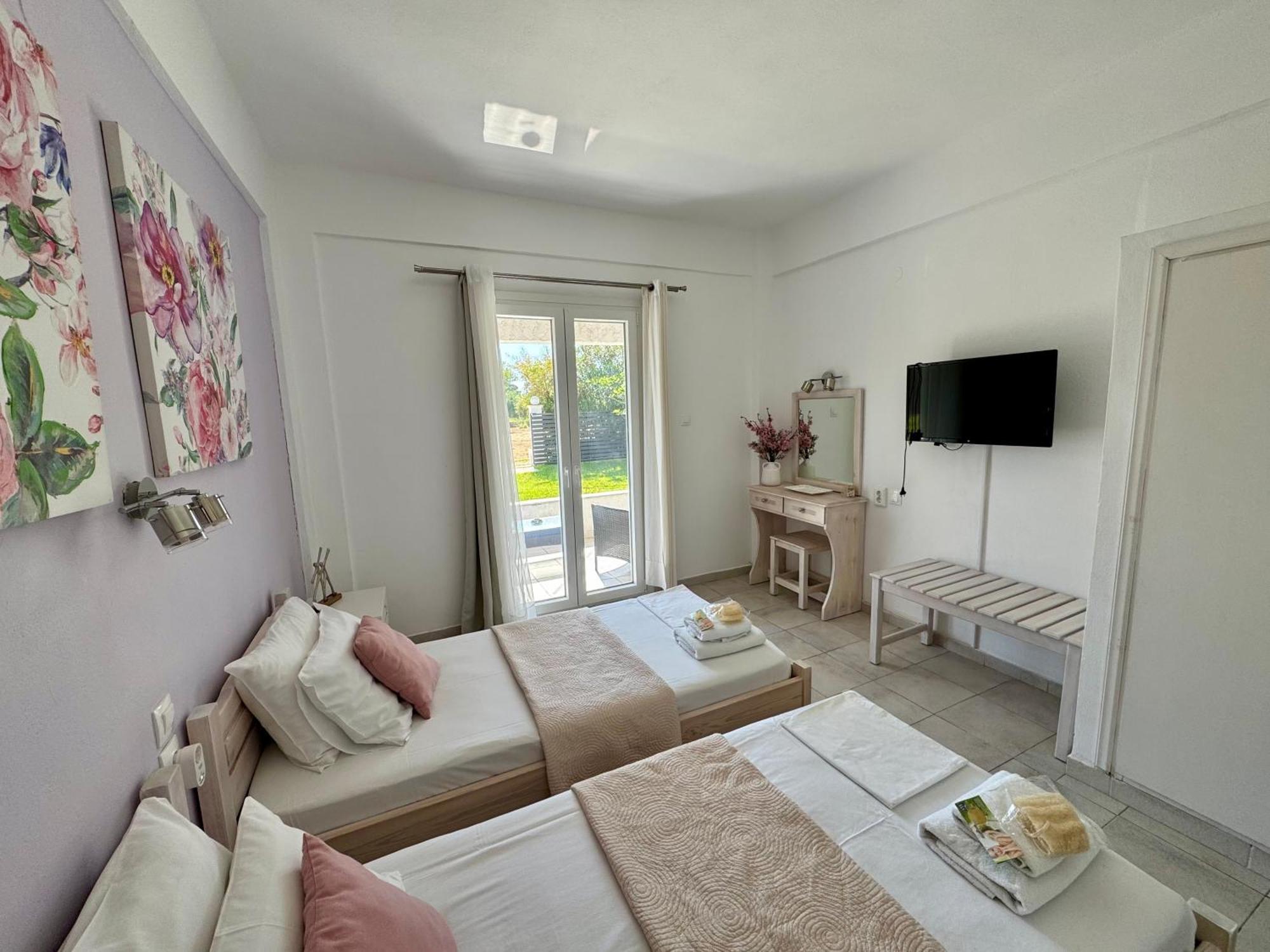 Sungate Villas Almiros strand Buitenkant foto