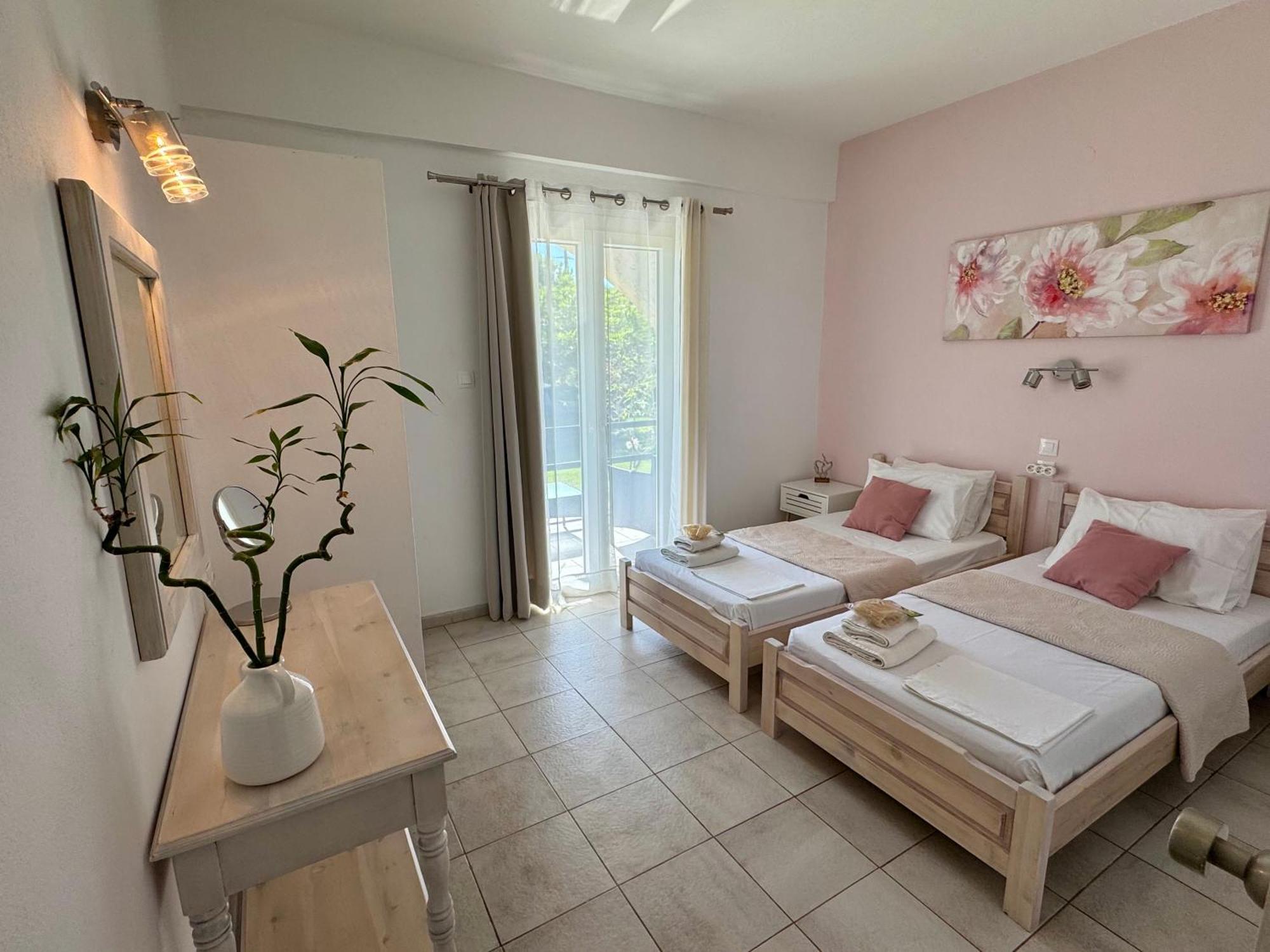 Sungate Villas Almiros strand Buitenkant foto